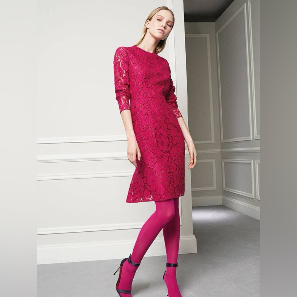 Carolina Herrera Red Lace High Neck Above Knee Sheath Dress